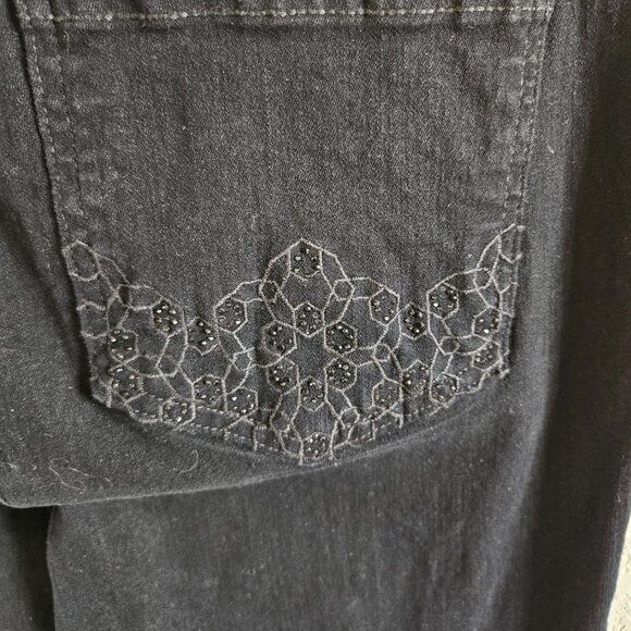 NYDJ Woman Size 10 Marilyn Straight Lift & Tuck Black Jeans Embroidered Pockets - Picture 3 of 8